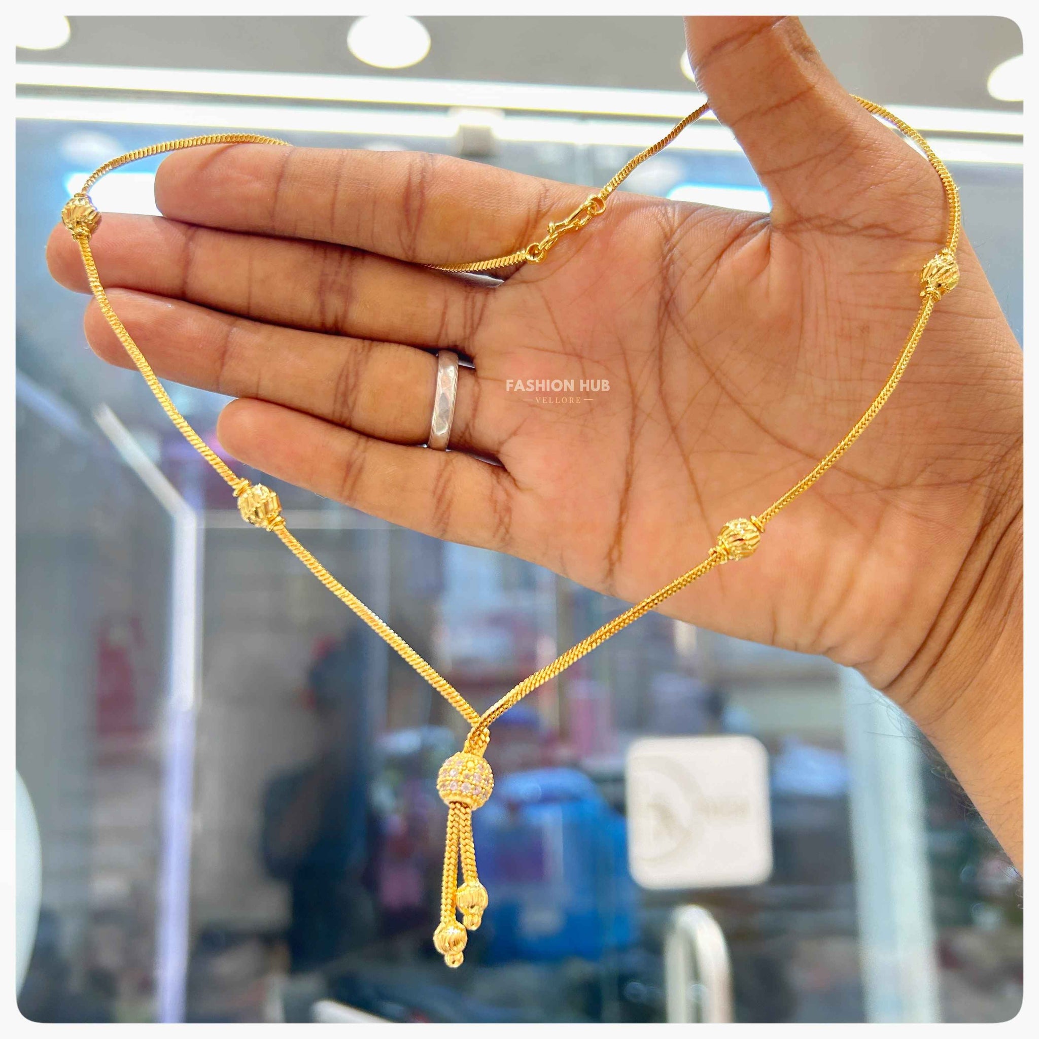 Pendant chain