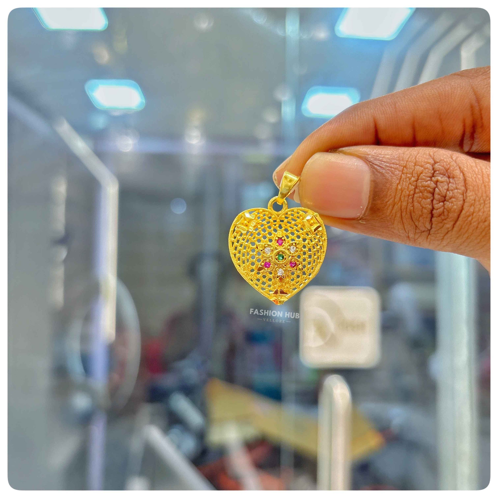 Ladies Pendant