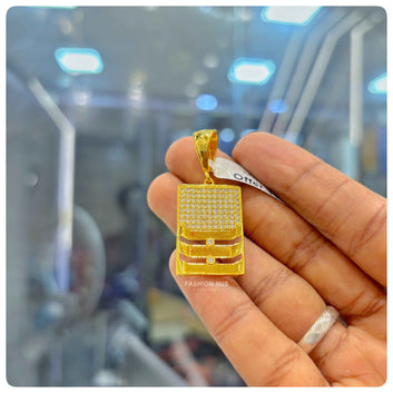 Gent's Pendant