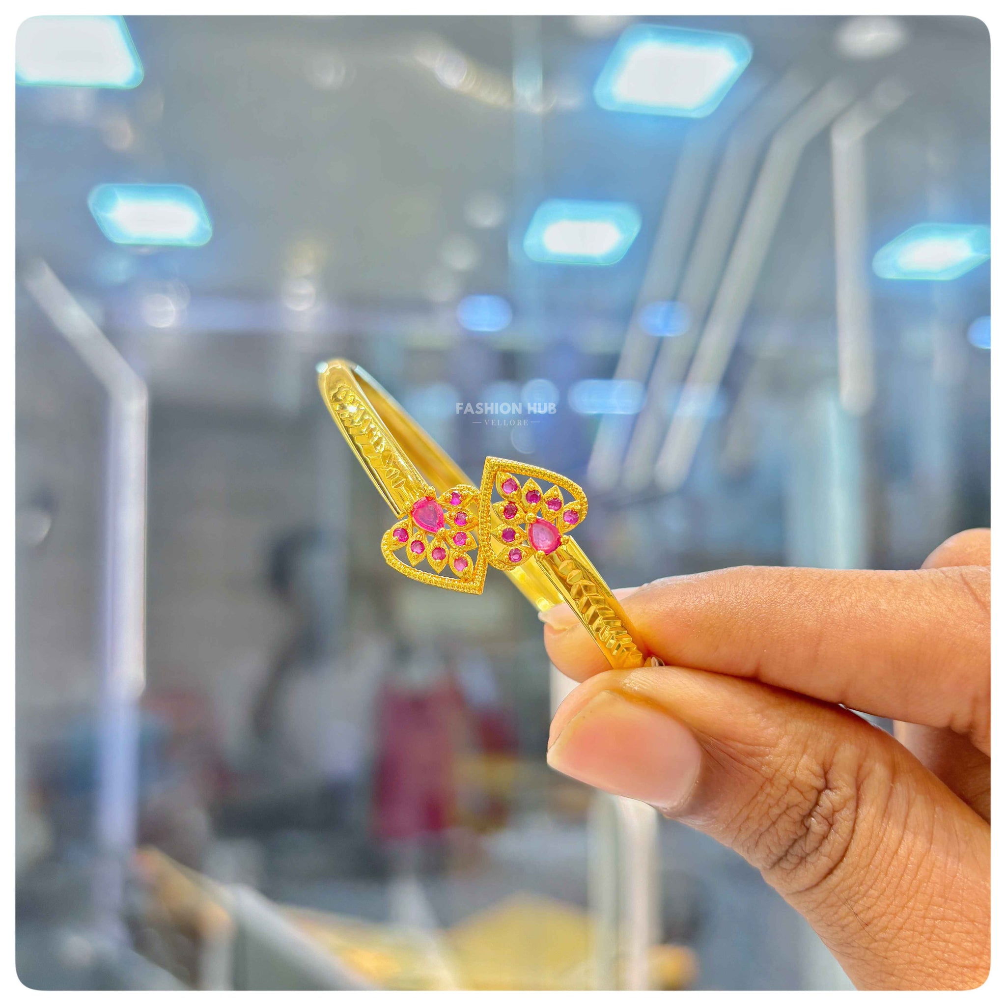 Ladies' Bracelet (KADA)