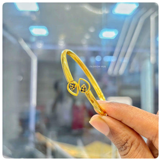 Ladies' Bracelet (KADA)