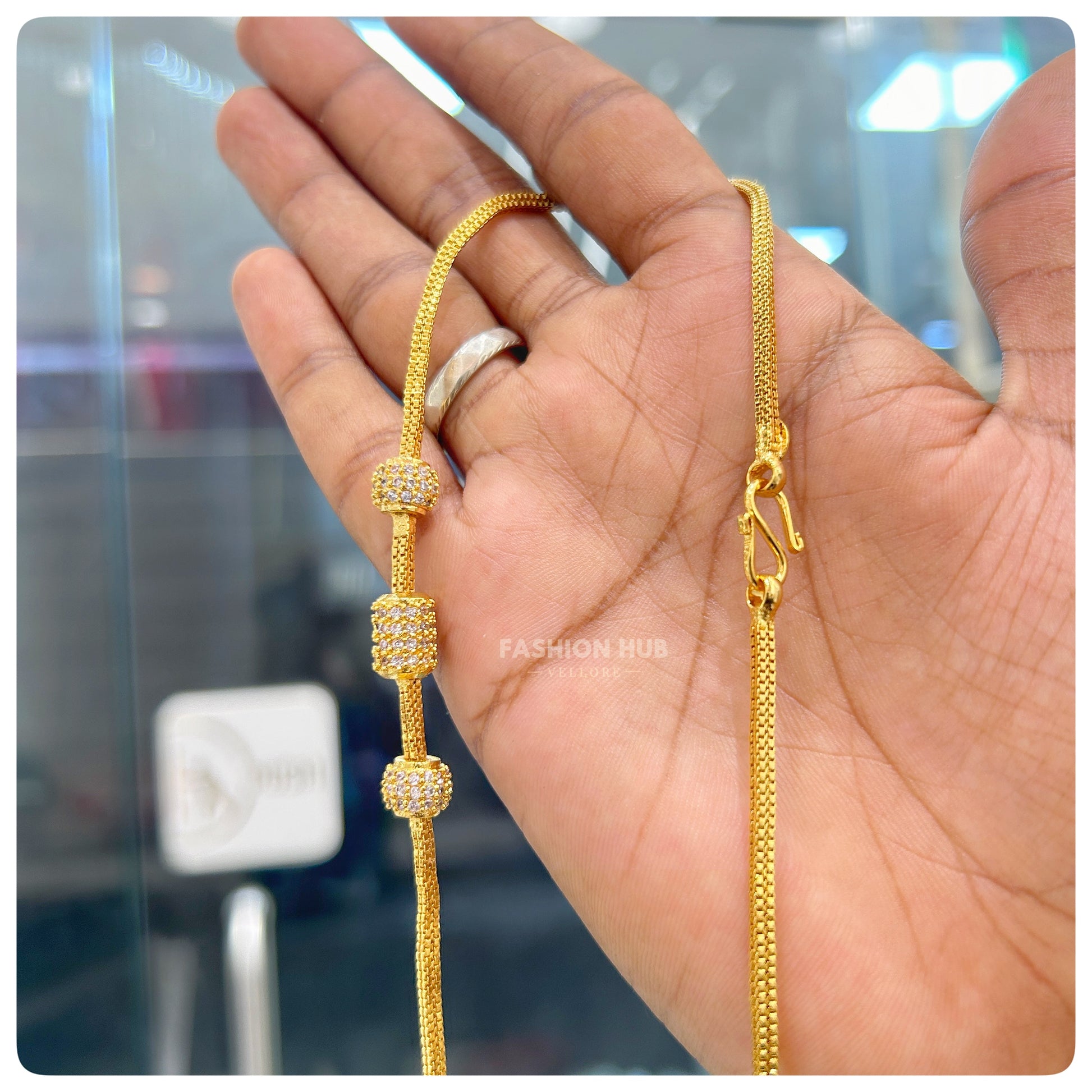 Mop chain