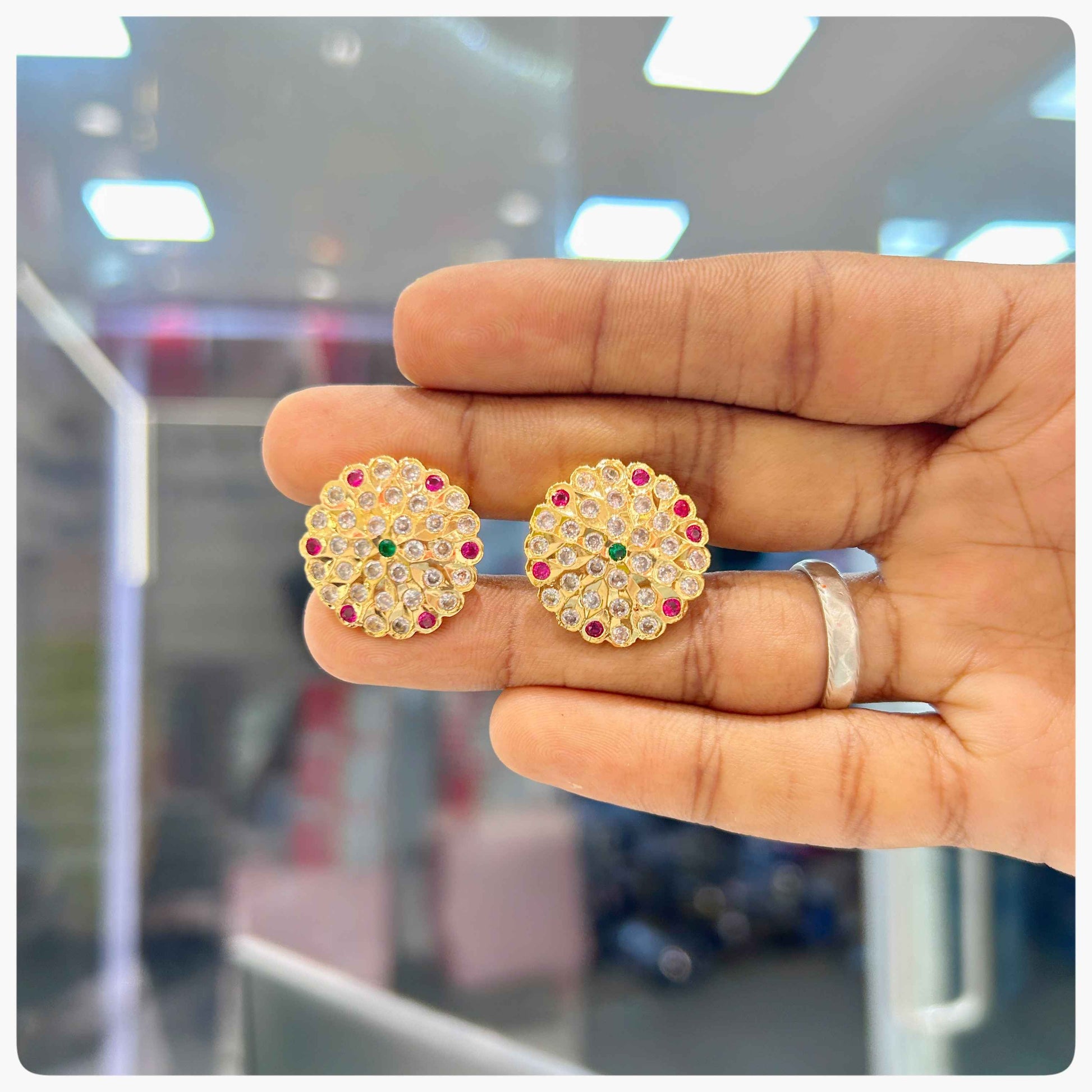 impoun earrings