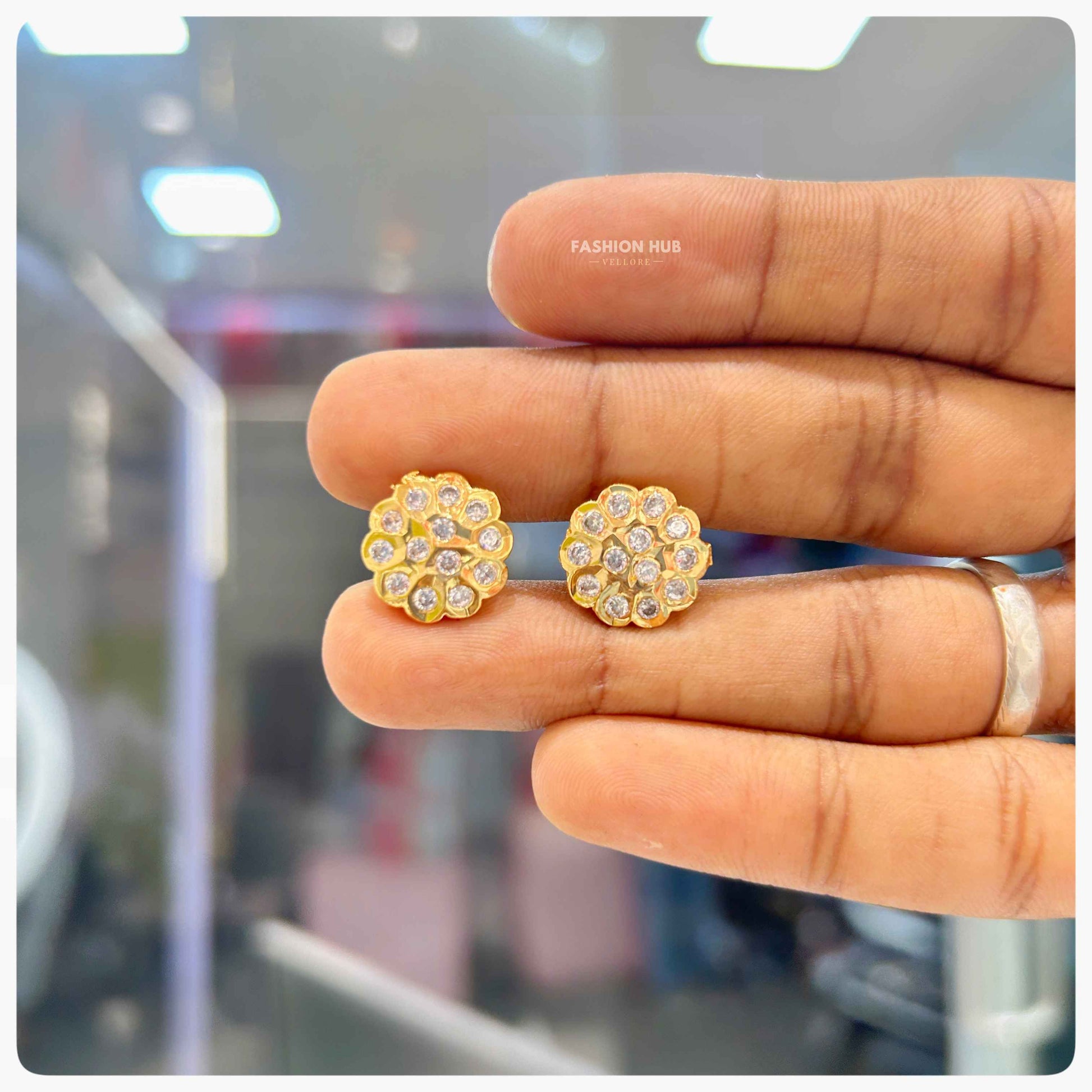 impoun earrings