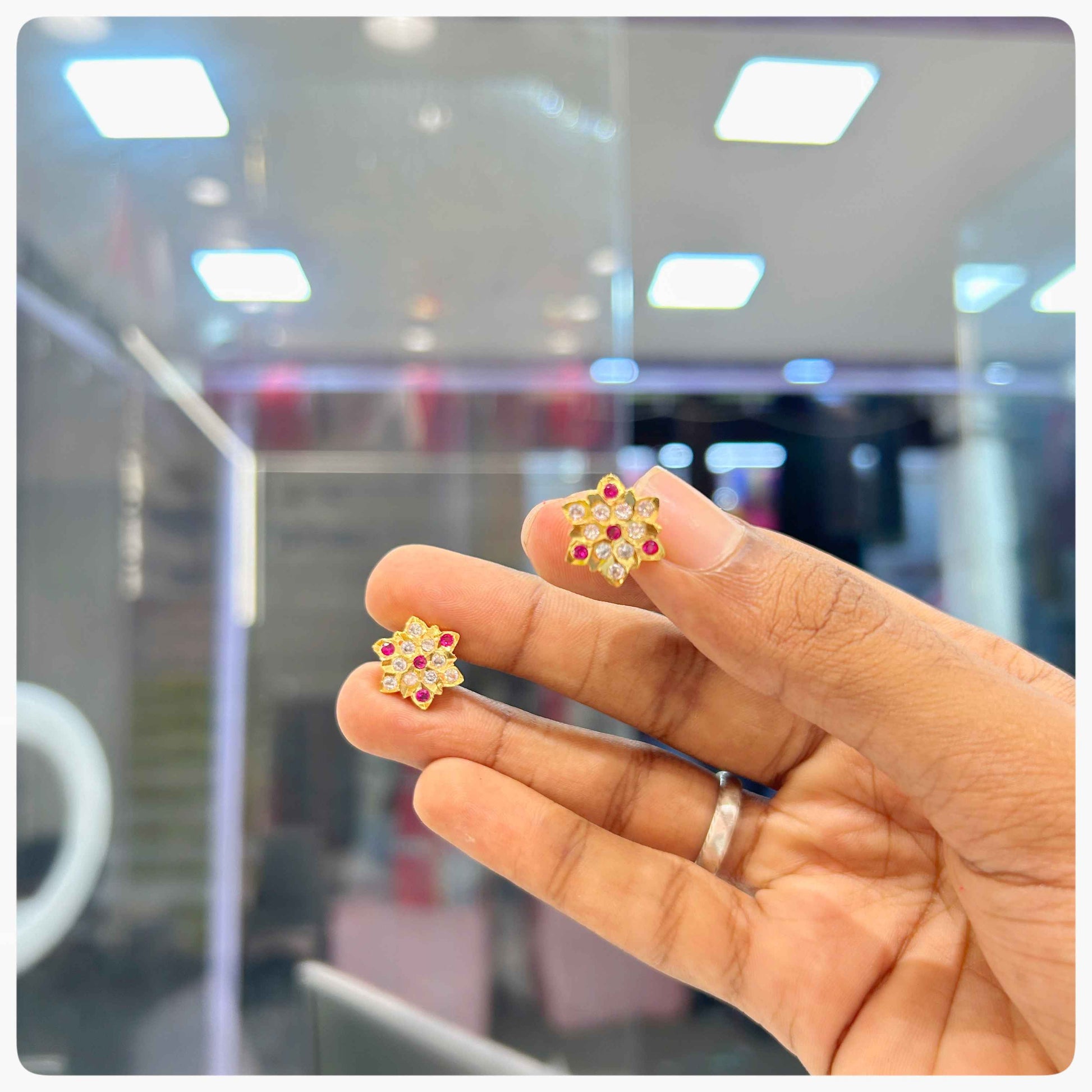 impoun earrings
