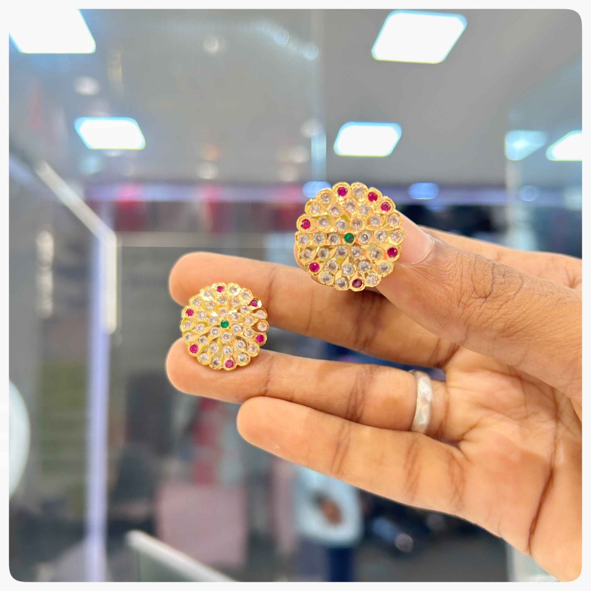 impoun earrings